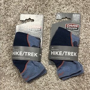 Darn Tough Women's Merino Wool Hike/Trek Socks - size 4.5-7